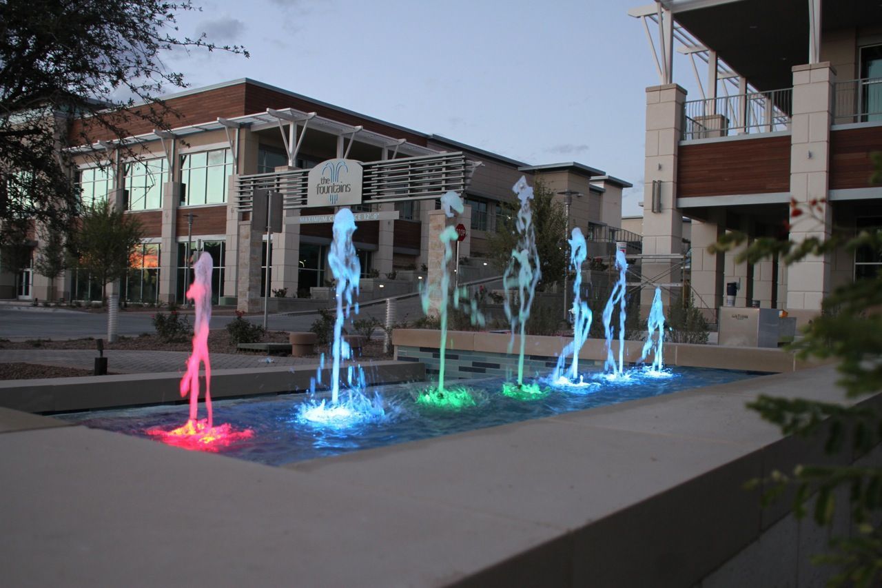 El Paso, TX Shopping Mall, The Fountains at Farah